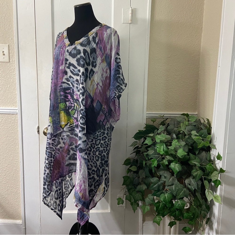 Vintage China Doll Silk Poncho Kimono Beaded V-Neck Tiger Print & Tiger Faces